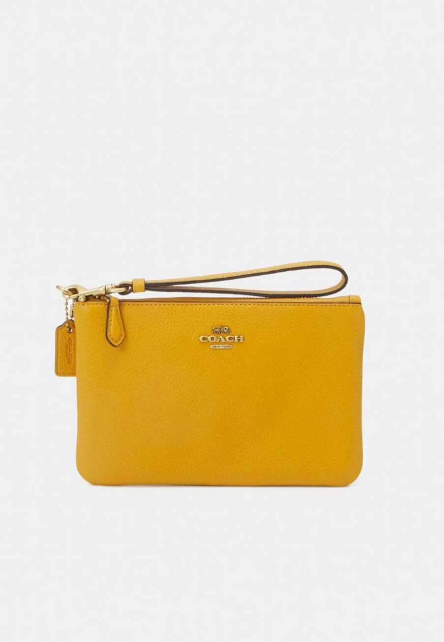 Best Hot Sale Coach Polished Small Wristlet Clutch Buttercup